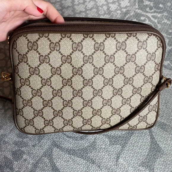 Vintage Gucci shoulder crossbody bag - Picture 2 of 11